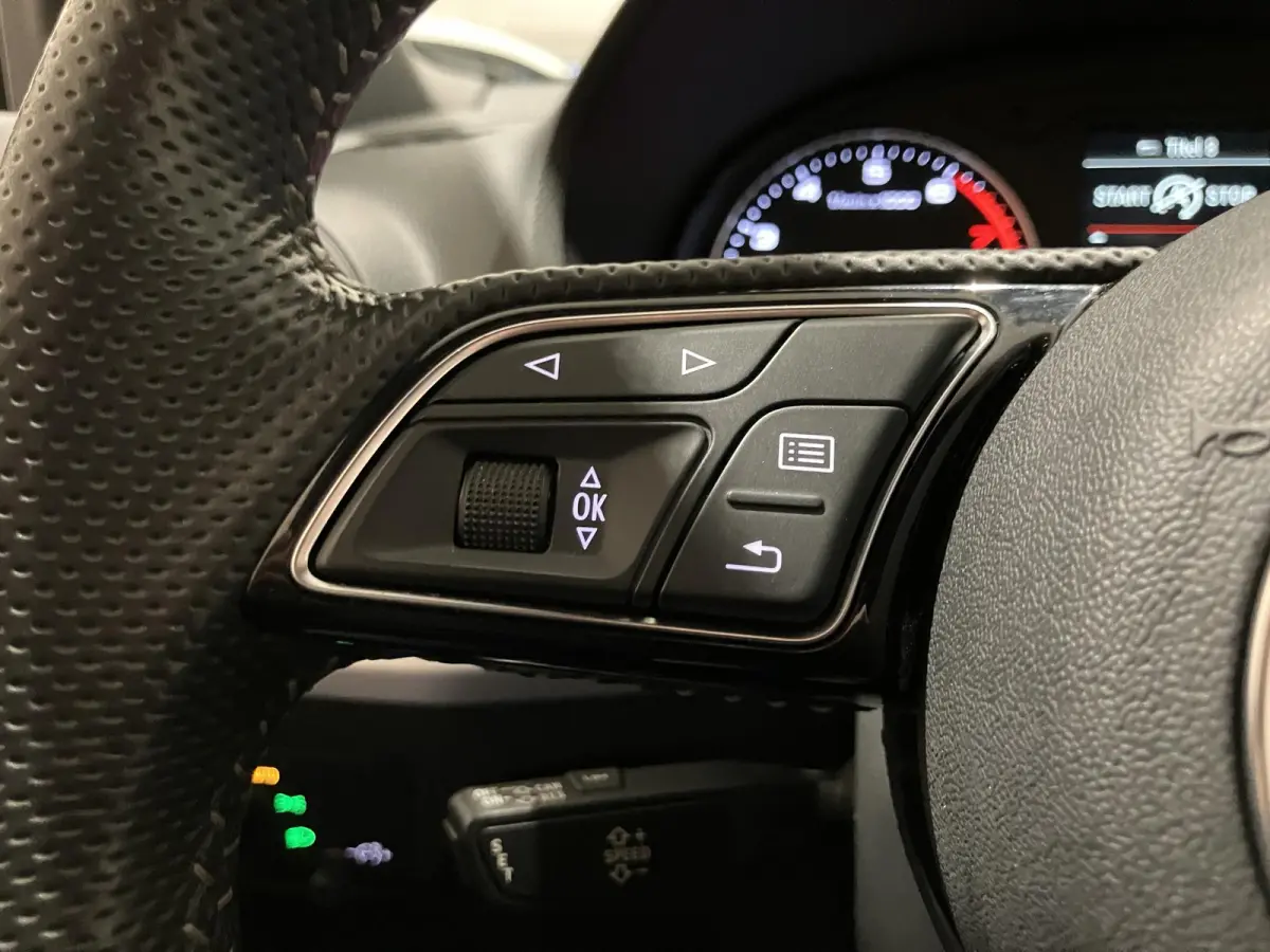 35 TFSI S Edition 150 PK Airco | Automaat | S-Line Edition | Trekhaak | Elektrische Achterklep | Navigatie | Parkeersensoren Achter | Sportstuur | LED Verlichting | Cruise Control | Bluetoot