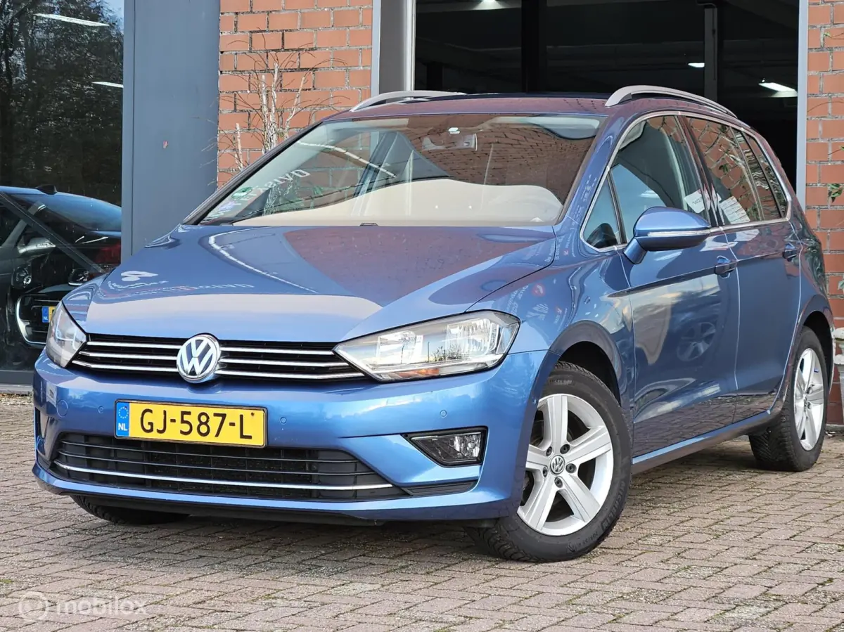 Volkswagen Golf Sportsvan 2015 Benzine Automatisch leasen