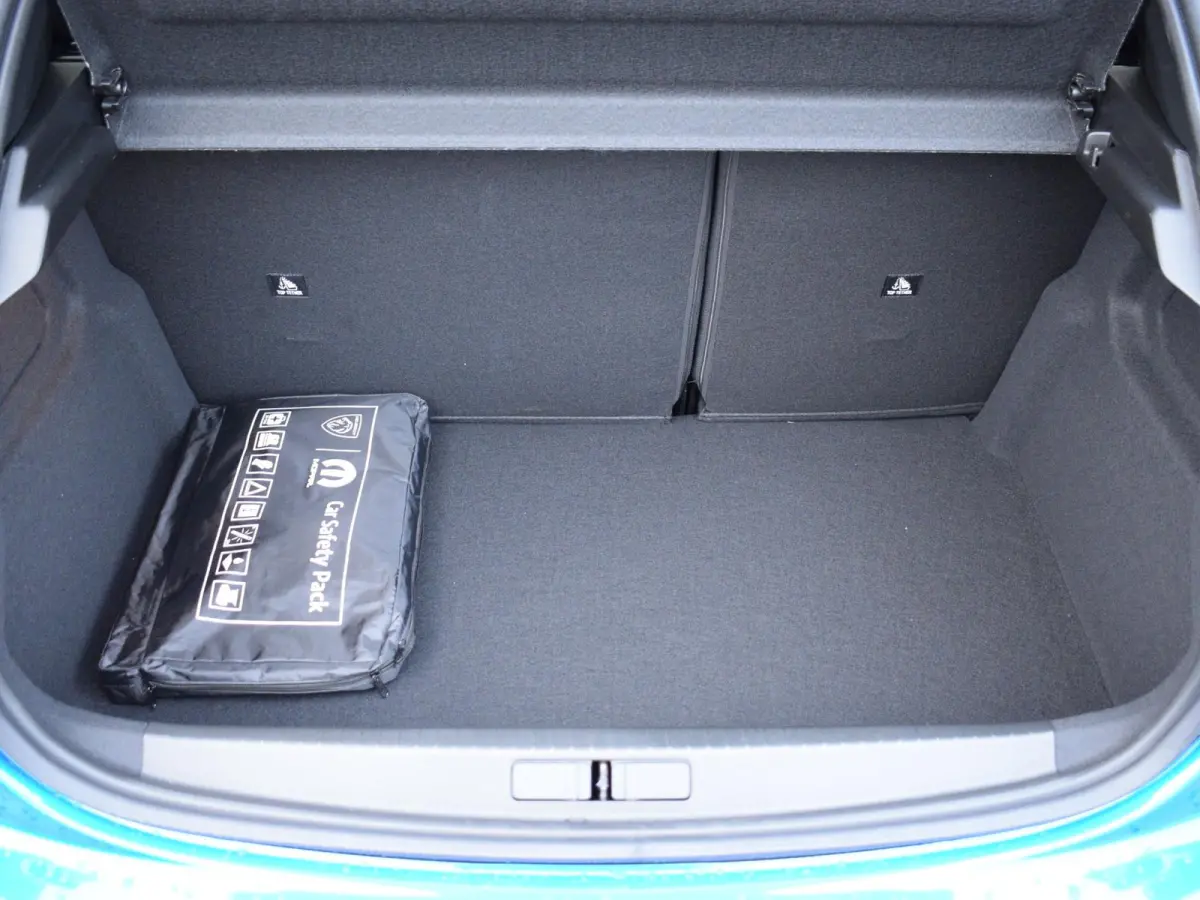 1.2 Hybrid 110 e-DCS6 GT Nav l StoelVW. l Elek. stoelen l 360 camera