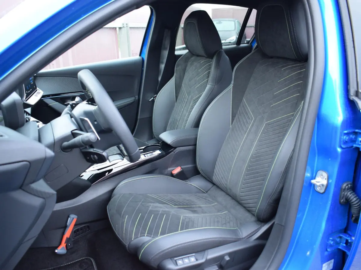 1.2 Hybrid 110 e-DCS6 GT Nav l StoelVW. l Elek. stoelen l 360 camera