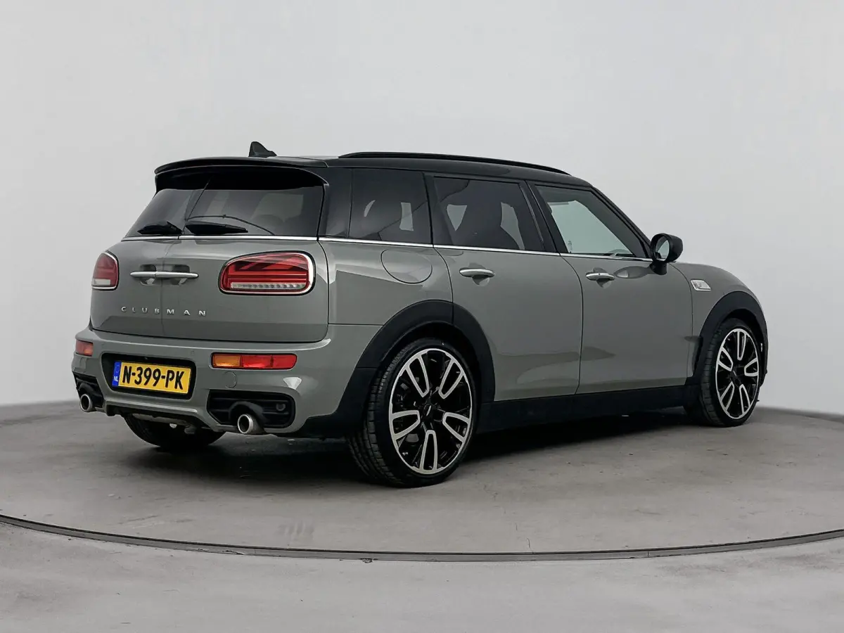 2.0 Cooper S Hammersmith | PANORAMADAK | WORKS-PAKKET | HEAD UP DISPLAY |