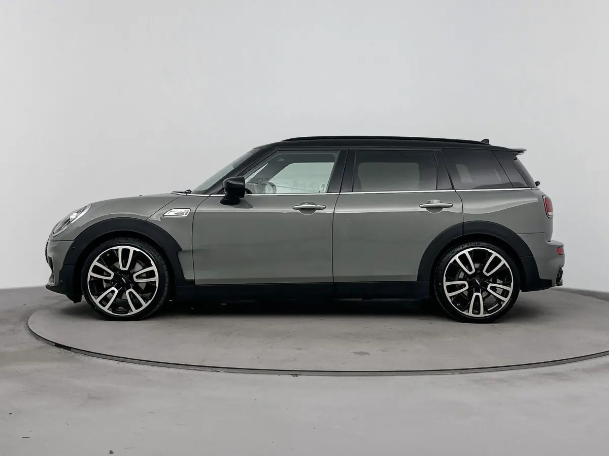 2.0 Cooper S Hammersmith | PANORAMADAK | WORKS-PAKKET | HEAD UP DISPLAY |