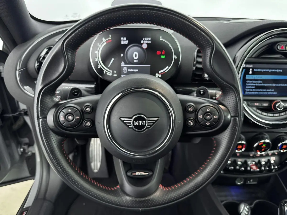 2.0 Cooper S Hammersmith | PANORAMADAK | WORKS-PAKKET | HEAD UP DISPLAY |