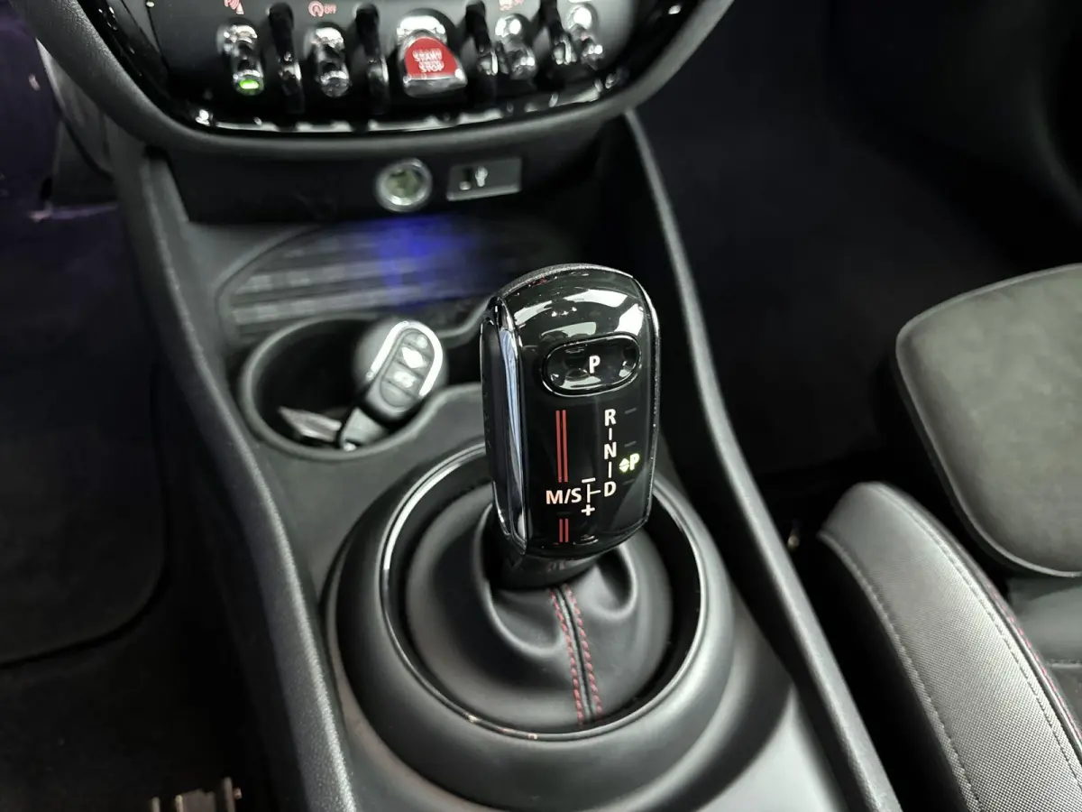 2.0 Cooper S Hammersmith | PANORAMADAK | WORKS-PAKKET | HEAD UP DISPLAY |