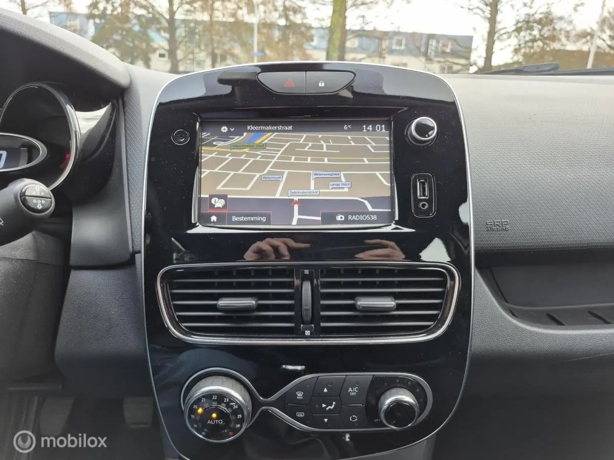 0.9 TCe INTENS • Cruise Control • Keyless •