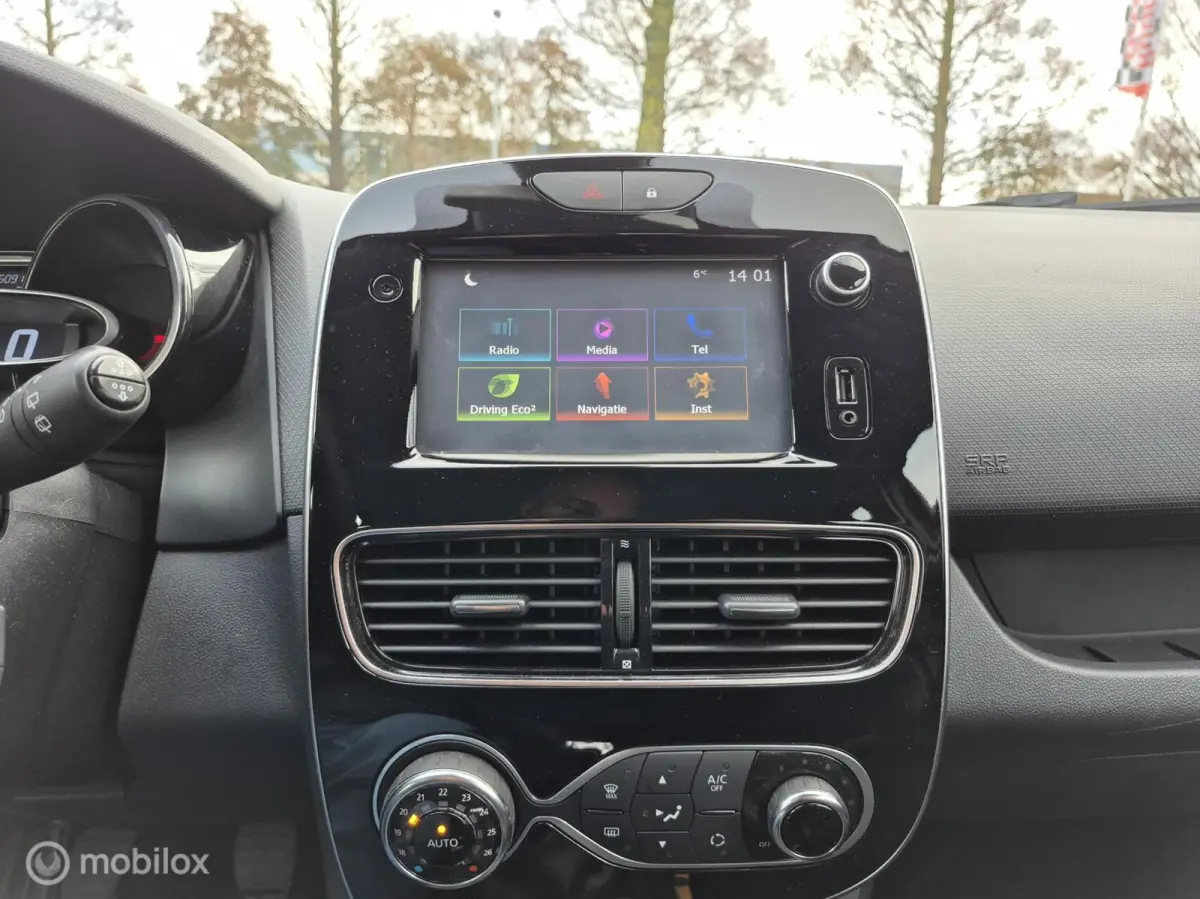 0.9 TCe INTENS • Cruise Control • Keyless •