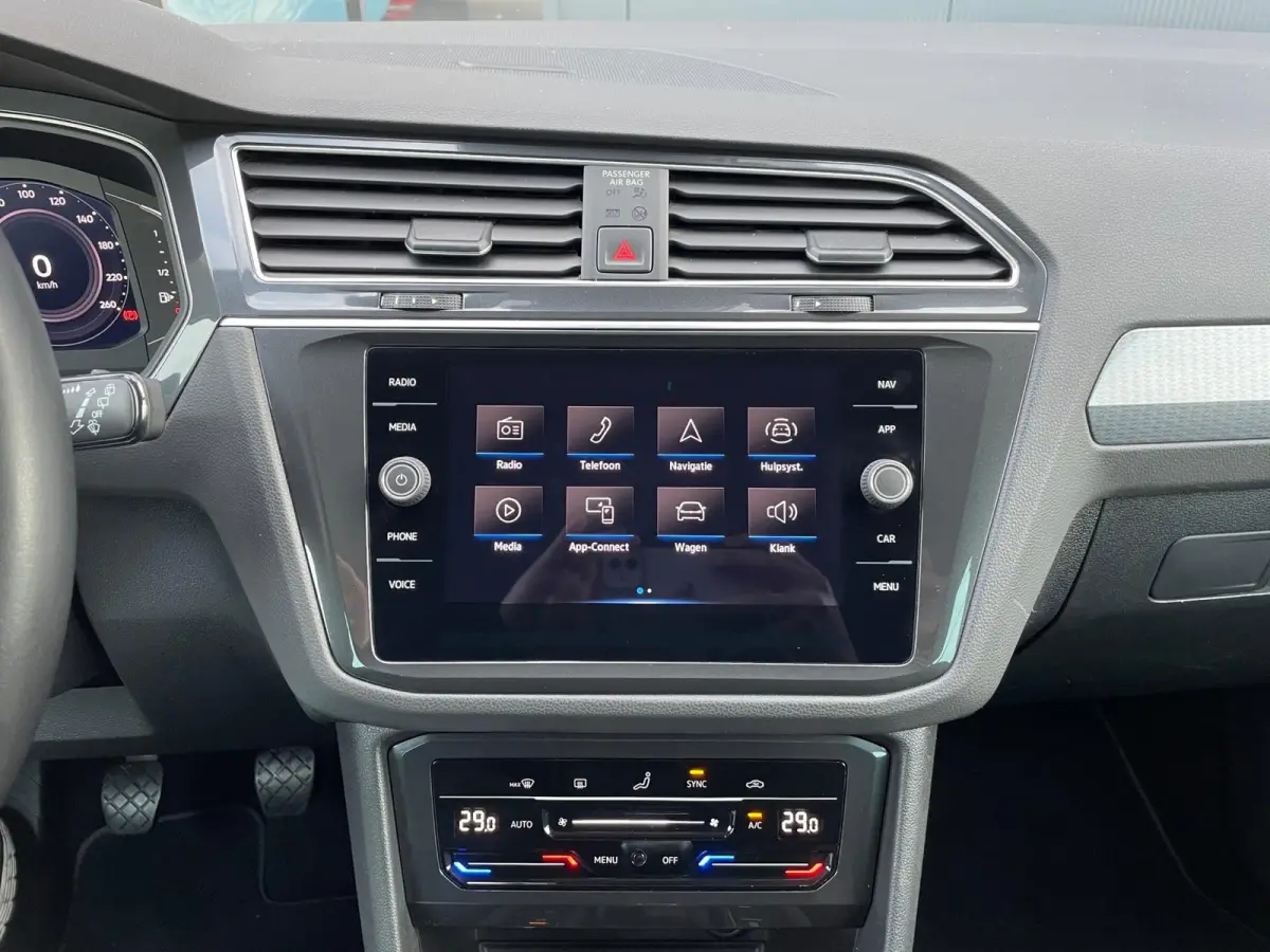 1.5 TSI Life Business NL.Auto/NW.Model/Virtual Cockpit/Carplay/Climatronic/1Ste Eigenaar/Dealer onderhouden