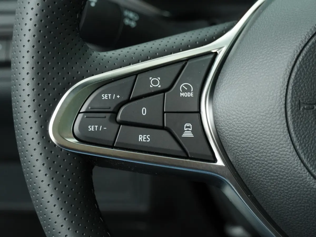 1.8 HEV Instyle | Elektrische achterklep | Harman Kardon | Panoramadak | Lederen Bekleding | Elektrische stoel verstelling |