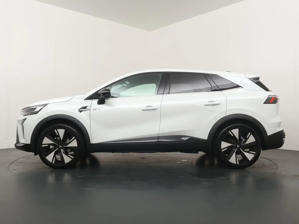 1.8 HEV Instyle | Elektrische achterklep | Harman Kardon | Panoramadak | Lederen Bekleding | Elektrische stoel verstelling |