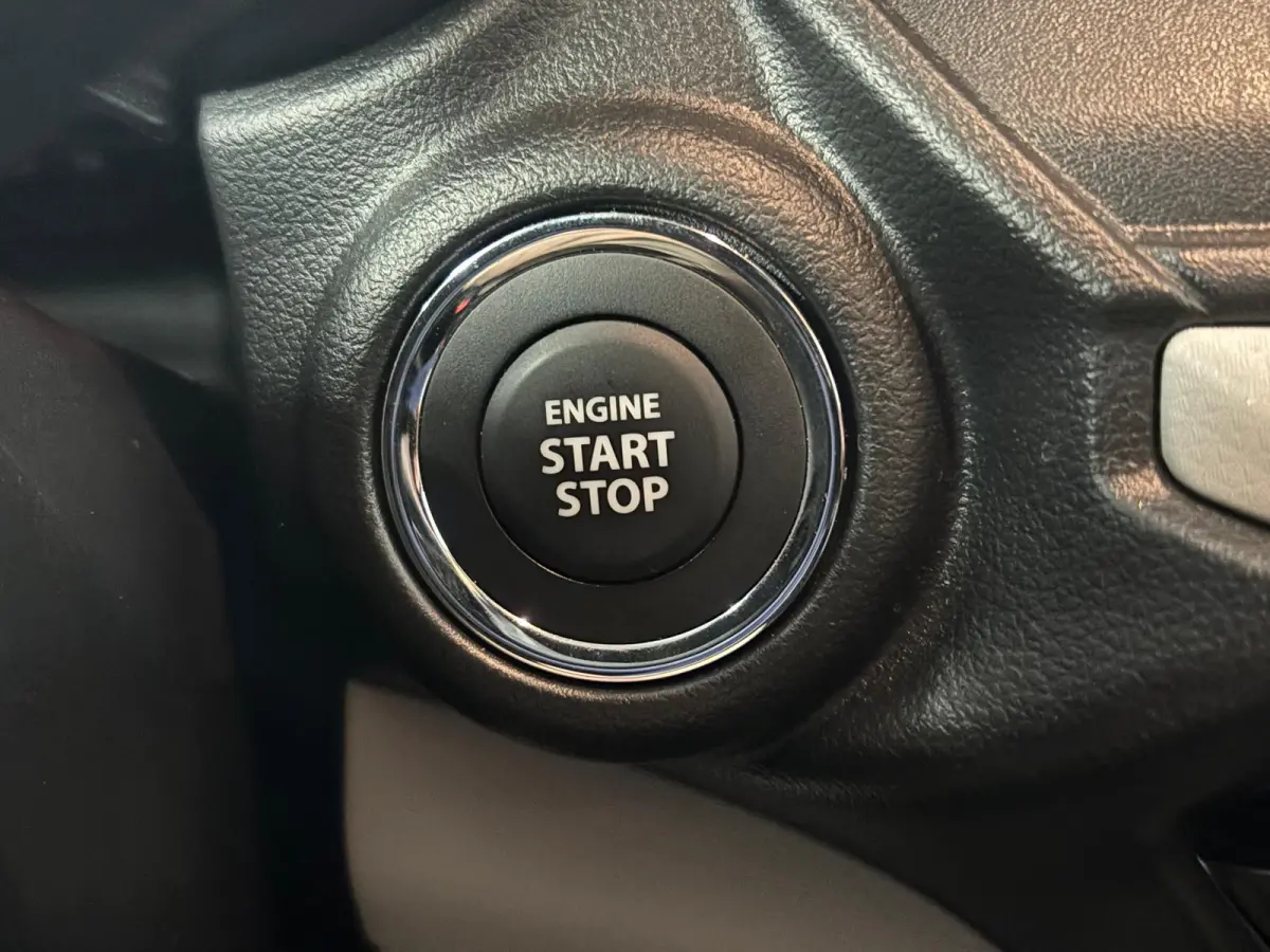 1.2 Select Smart Hybrid Extra getint glas | Adaptive Cruise Control Dodehoek detectie | Verwarmbare stoelen | Achteruitrijcamera | Airco | Apple Carplay/Android Auto|telefoonintegratie premi