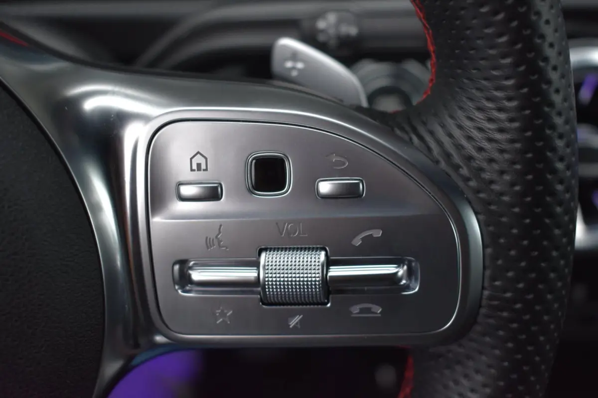 180 AMG NIGHT | SFEERVERLICHTING | APPLE CARPLAY | CAMERA | ANDROID AUTO | NAP | DEALER ONDERHOUDEN