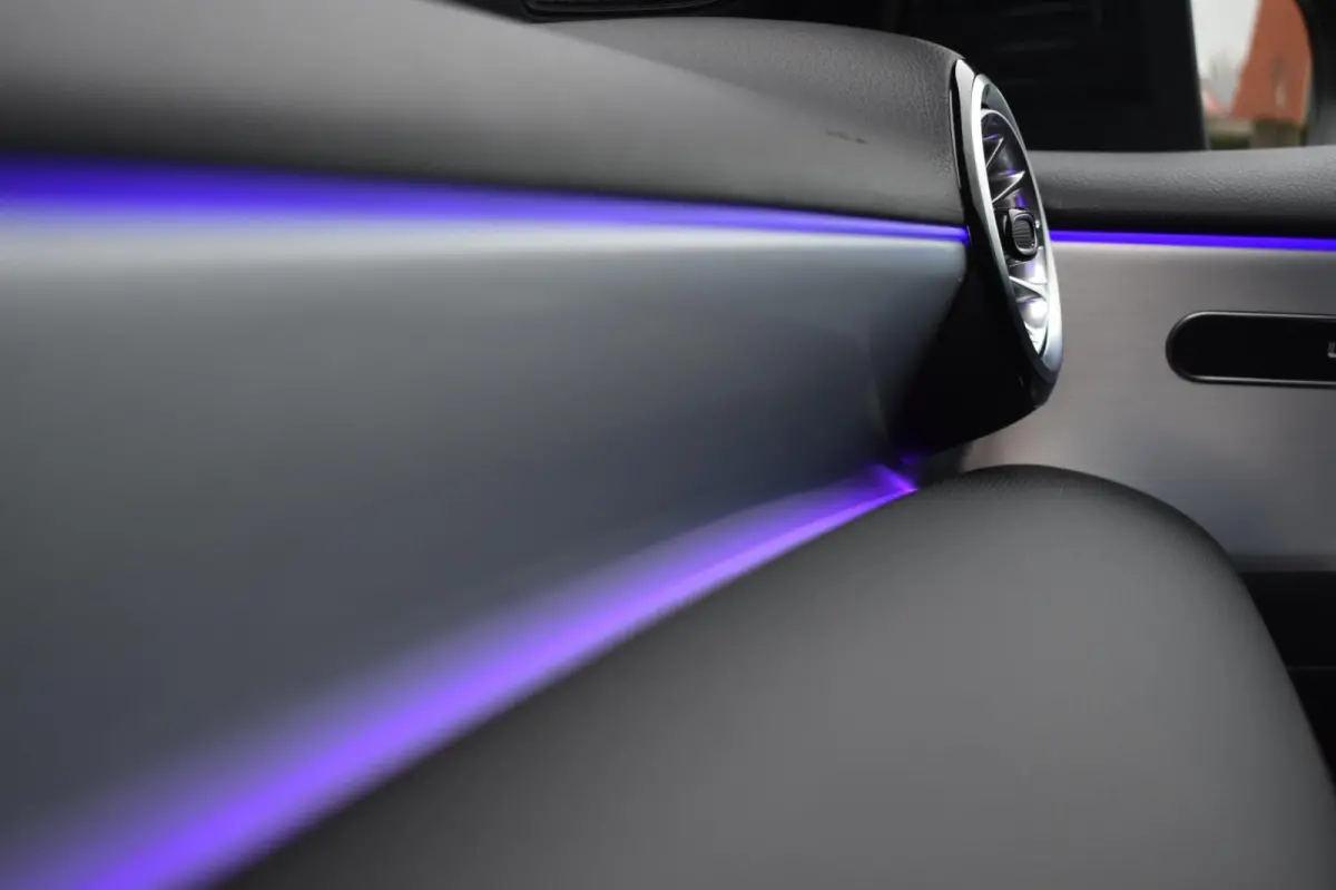 180 AMG NIGHT | SFEERVERLICHTING | APPLE CARPLAY | CAMERA | ANDROID AUTO | NAP | DEALER ONDERHOUDEN