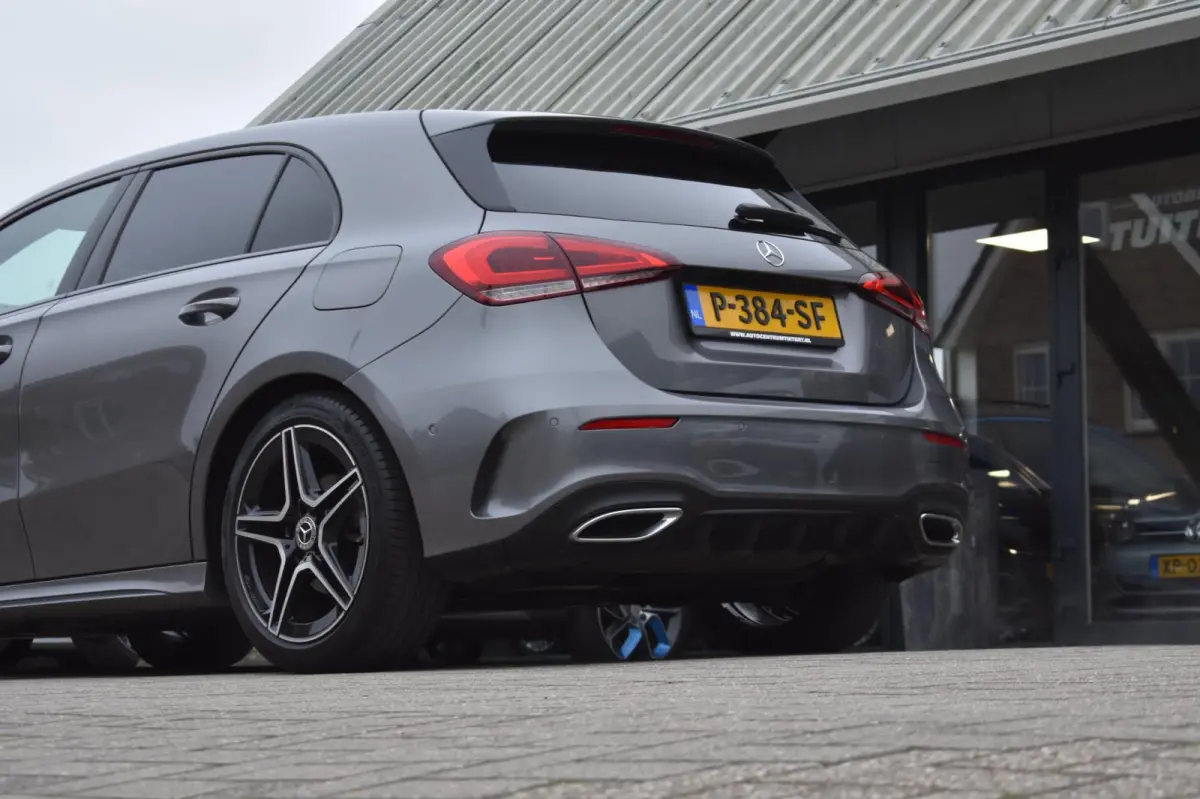180 AMG NIGHT | SFEERVERLICHTING | APPLE CARPLAY | CAMERA | ANDROID AUTO | NAP | DEALER ONDERHOUDEN