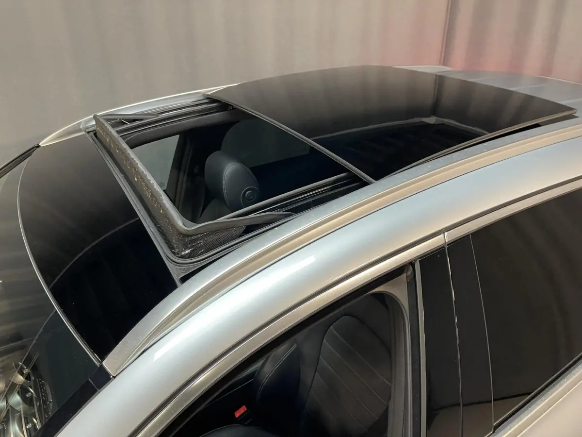 4MATIC AMG Line 19"/Panoramadak/Dodehoek/Adaptieve cruise/Keyless/Burmester/Matrix LED/Apple Carplay & Android Auto/Stoelverwarming/Elektrische klep
