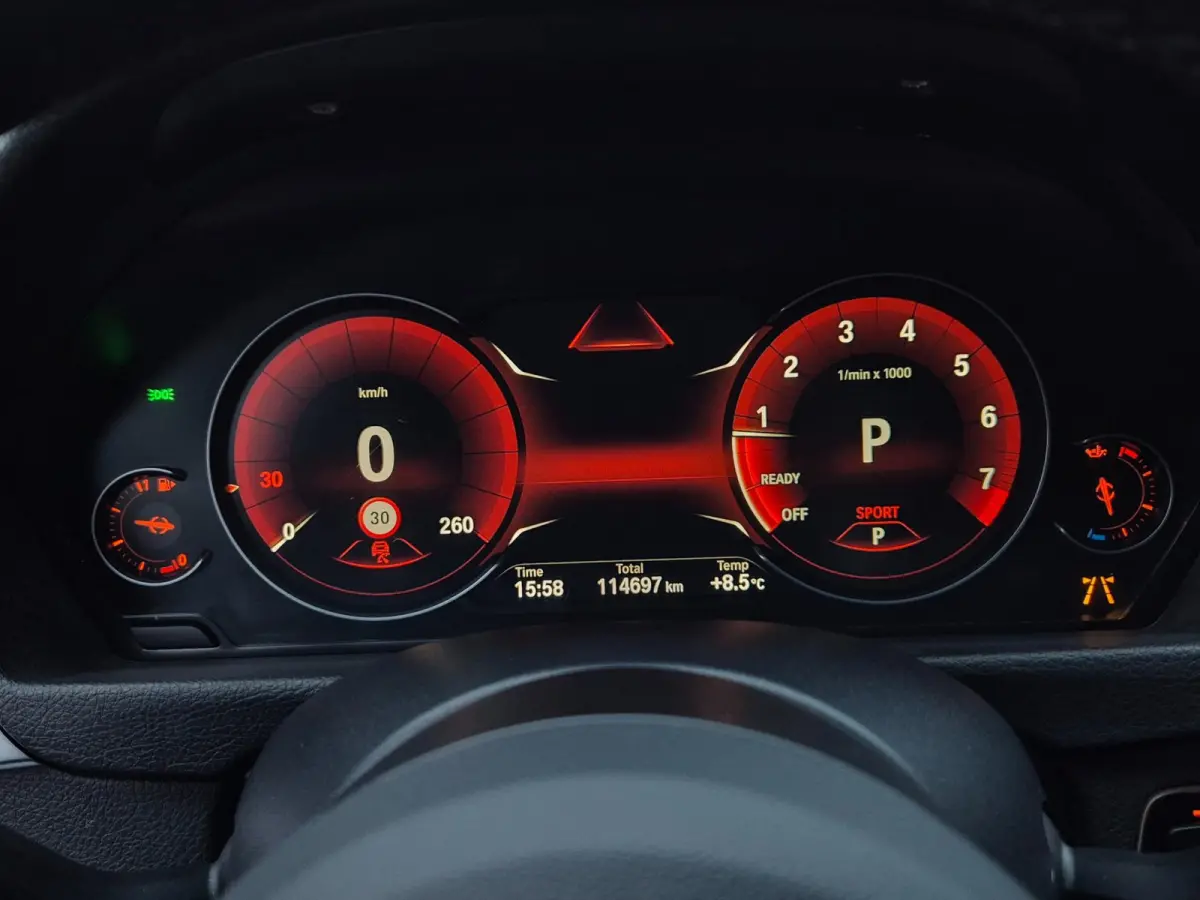 330i M Sport X-Drive CarPlay Dig. Teller 6wb Line assist Dode Hoek ACC NAP NL Stuurverwarm 100% dealer onderho