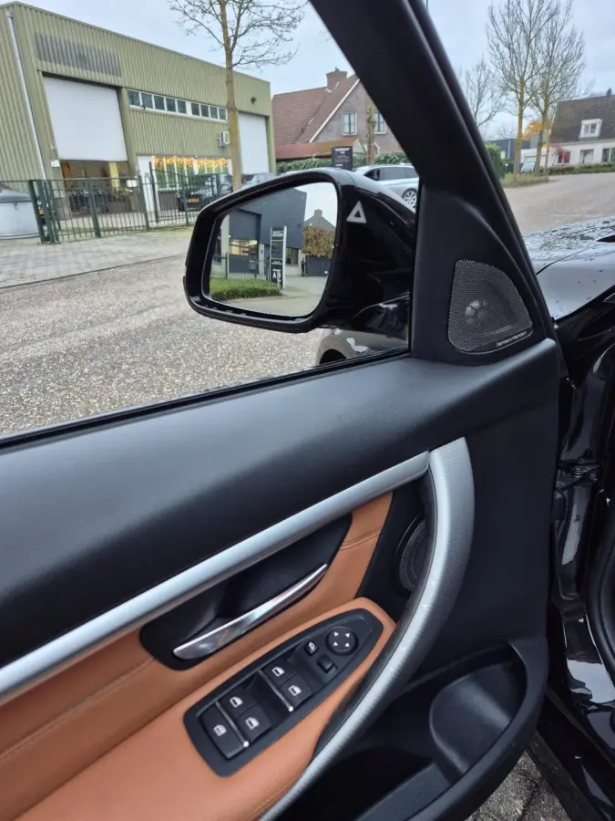 330i M Sport X-Drive CarPlay Dig. Teller 6wb Line assist Dode Hoek ACC NAP NL Stuurverwarm 100% dealer onderho