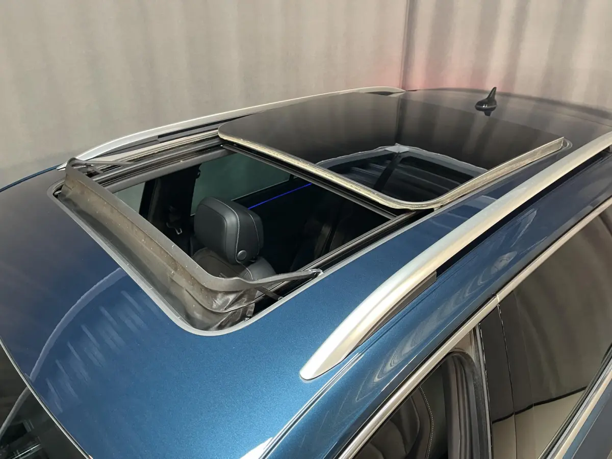 1.4 TSI eHybrid R-Line Business+ FABRIEKSGARANTIE TOT 03-2027 20"/VOL Leder + memory/Panoramadak/360 camera/Elektrische klep/Dodehoek/Stuur + stoelverwarming/IQ Lights/Adaptieve cruise