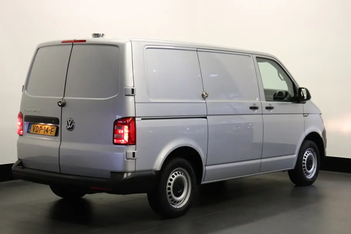 2.0 TDI 150PK Automaat EURO 6 - Airco - Navi - Cruise - €14.950,- Excl.