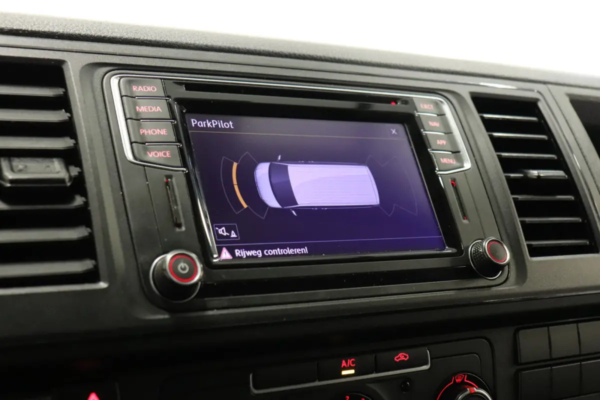 2.0 TDI 150PK Automaat EURO 6 - Airco - Navi - Cruise - €14.950,- Excl.
