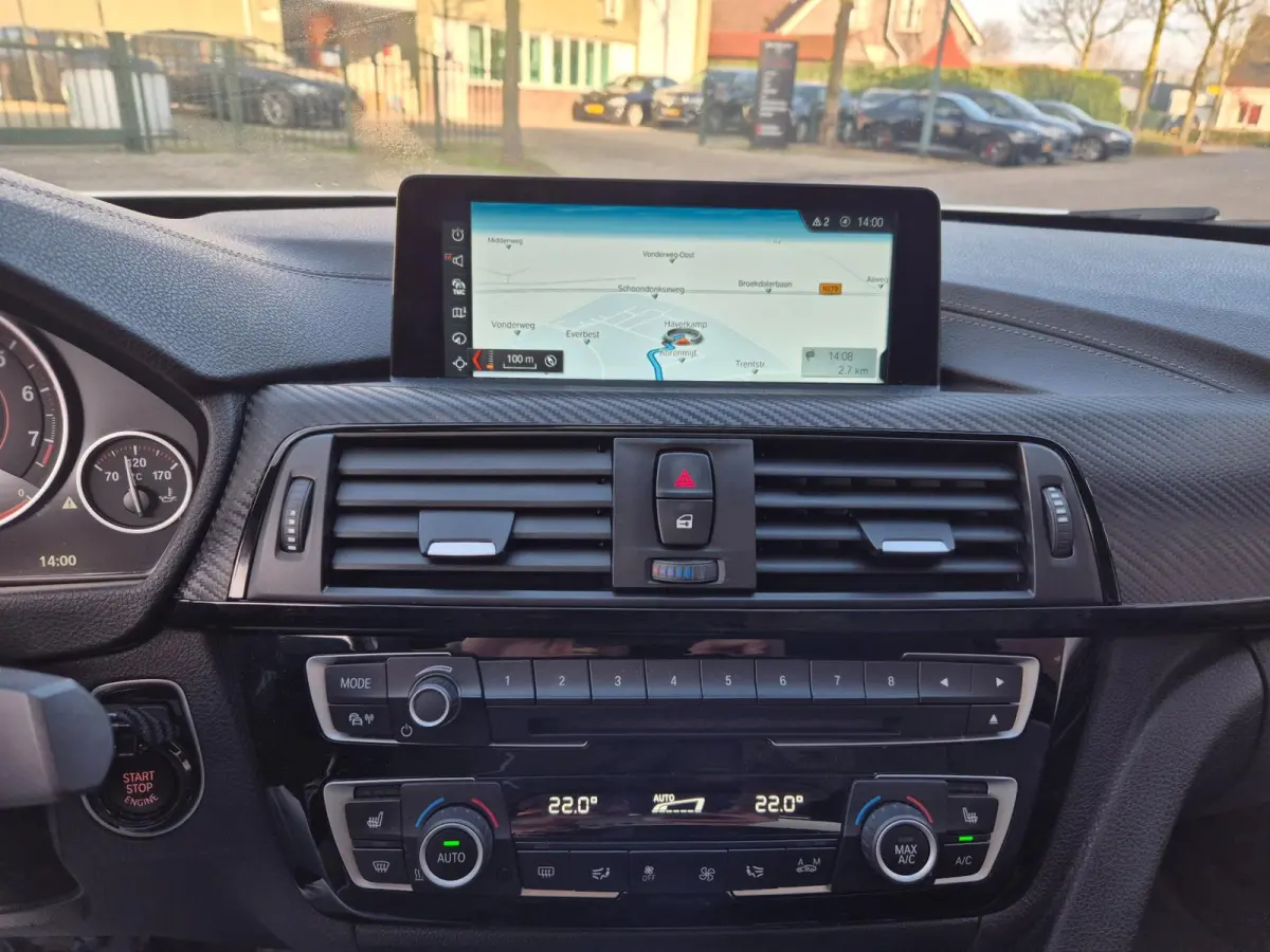 M Sprt Schuifdak Coupé Apple CarPlay Nap NL High Executive F33 M4 uitlaat Spoiler