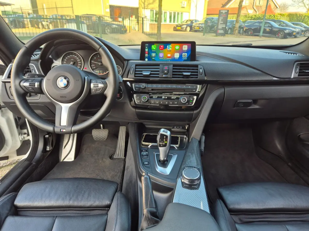 M Sprt Schuifdak Coupé Apple CarPlay Nap NL High Executive F33 M4 uitlaat Spoiler