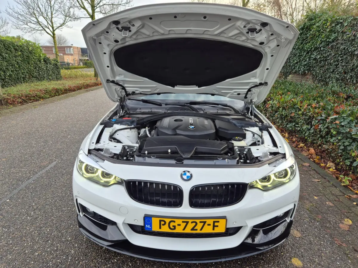 M Sprt Schuifdak Coupé Apple CarPlay Nap NL High Executive F33 M4 uitlaat Spoiler