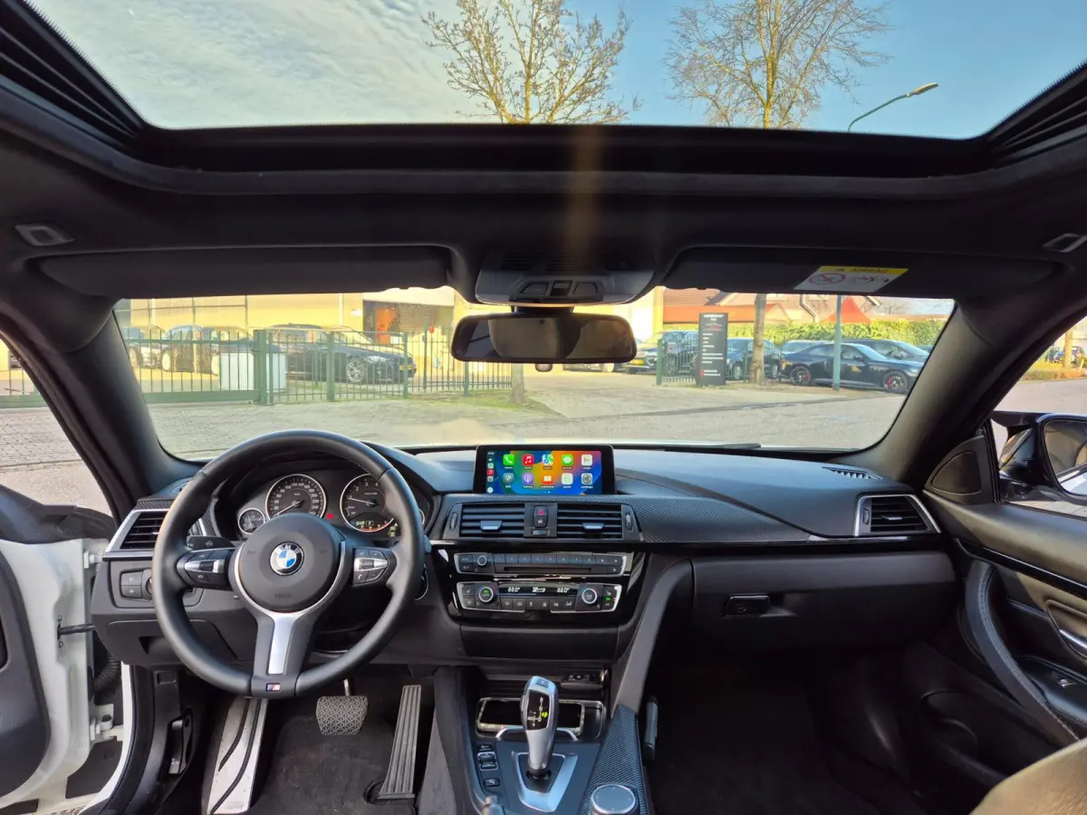 M Sprt Schuifdak Coupé Apple CarPlay Nap NL High Executive F33 M4 uitlaat Spoiler