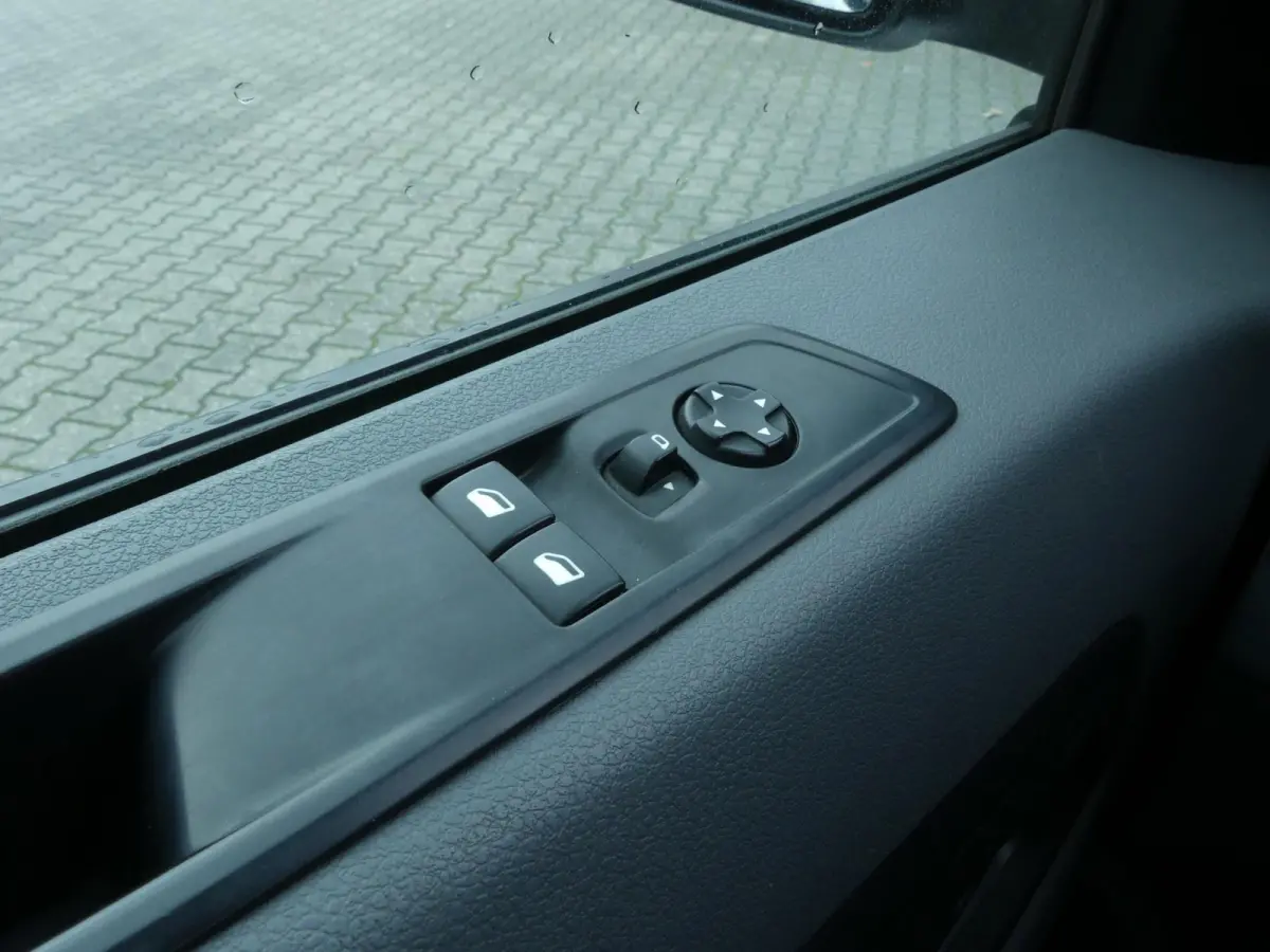 1.5 BlueHDI 102PK Long Premium / Carplay / Trekhaak