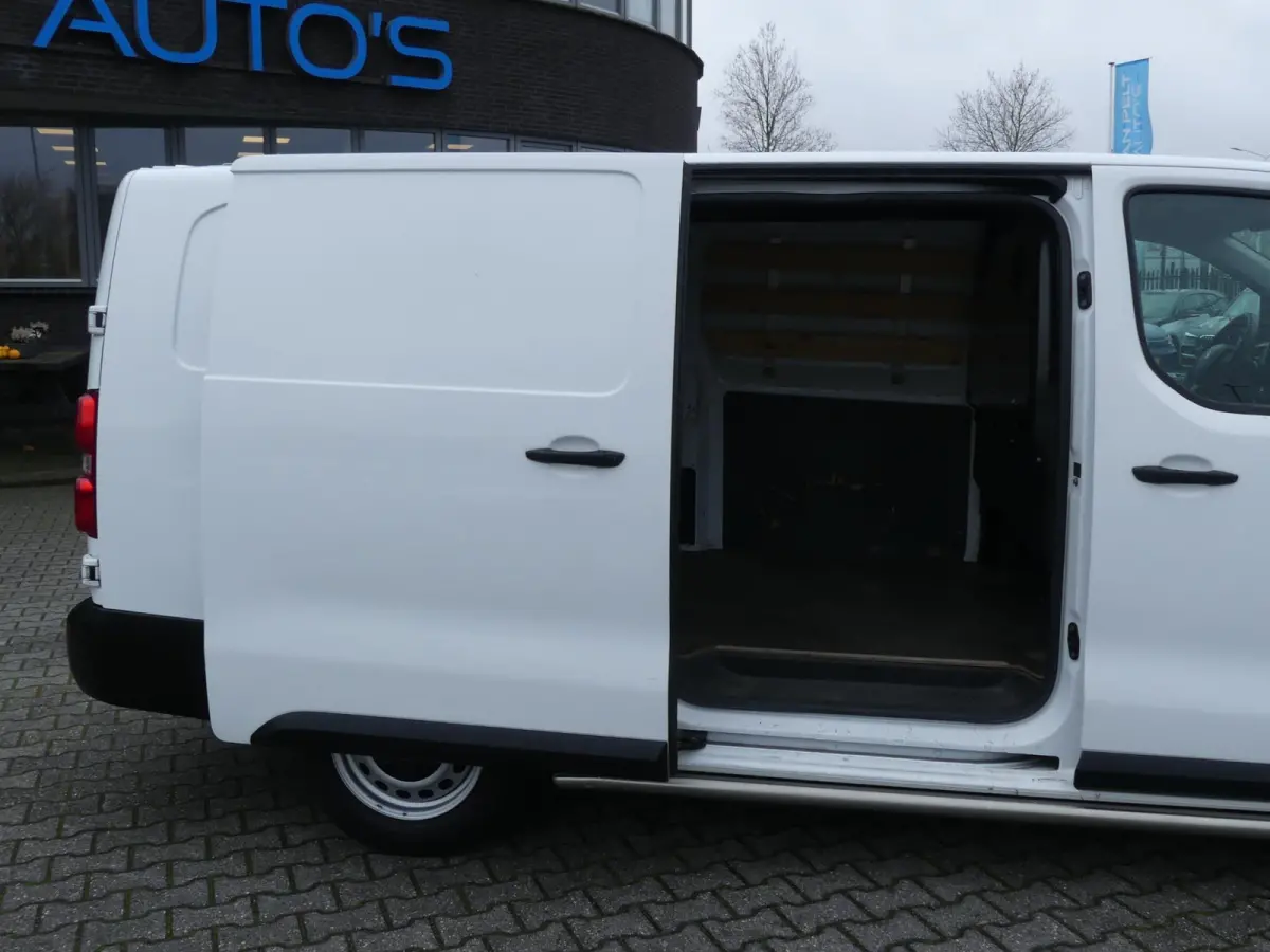 1.5 BlueHDI 102PK Long Premium / Carplay / Trekhaak