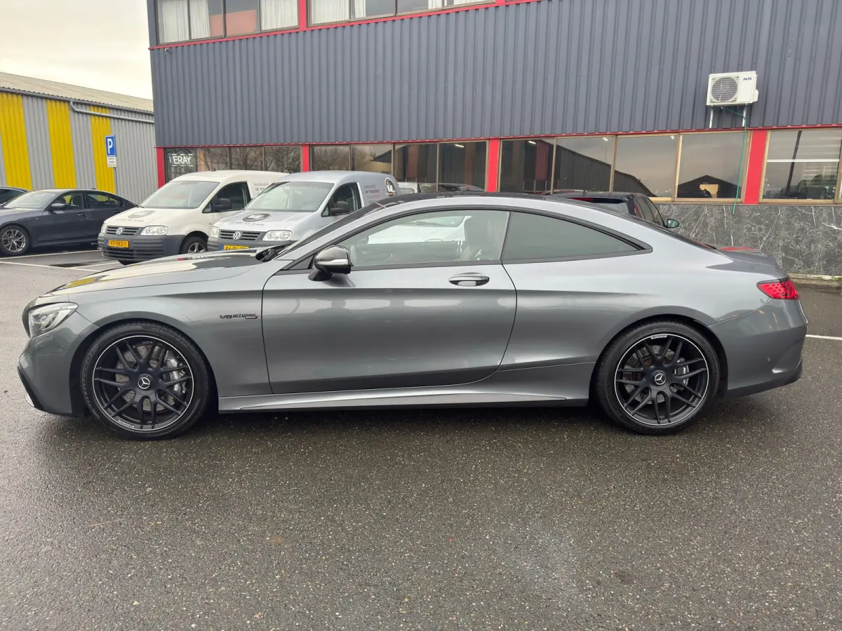 AMG 63 4MATIC+ Coupé AMG 63 4MATIC+ Premium Plus / Panoramadak /Down pipe / HUD / Burmester / Memory