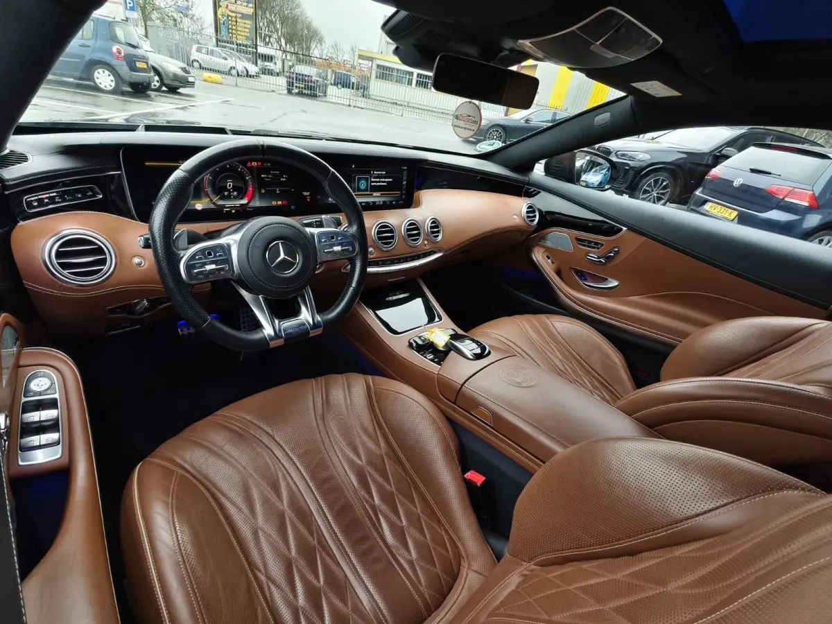 AMG 63 4MATIC+ Coupé AMG 63 4MATIC+ Premium Plus / Panoramadak /Down pipe / HUD / Burmester / Memory