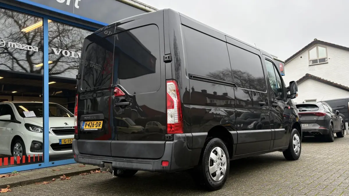 bestel T28 2.3 dCi L1H1
