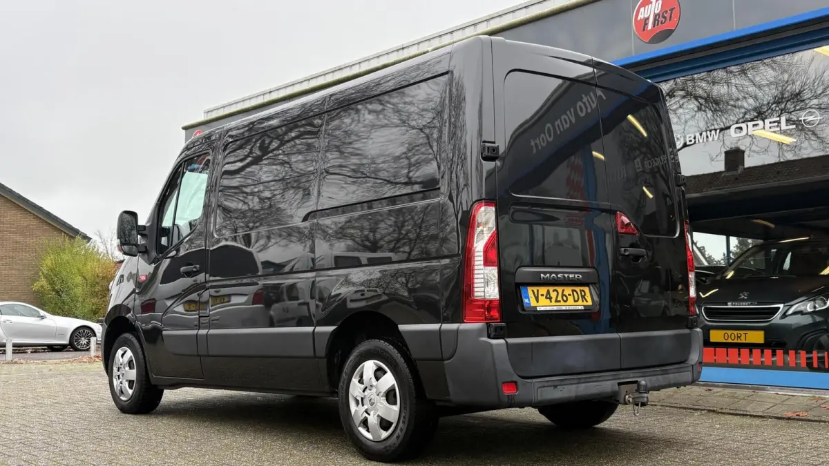 bestel T28 2.3 dCi L1H1