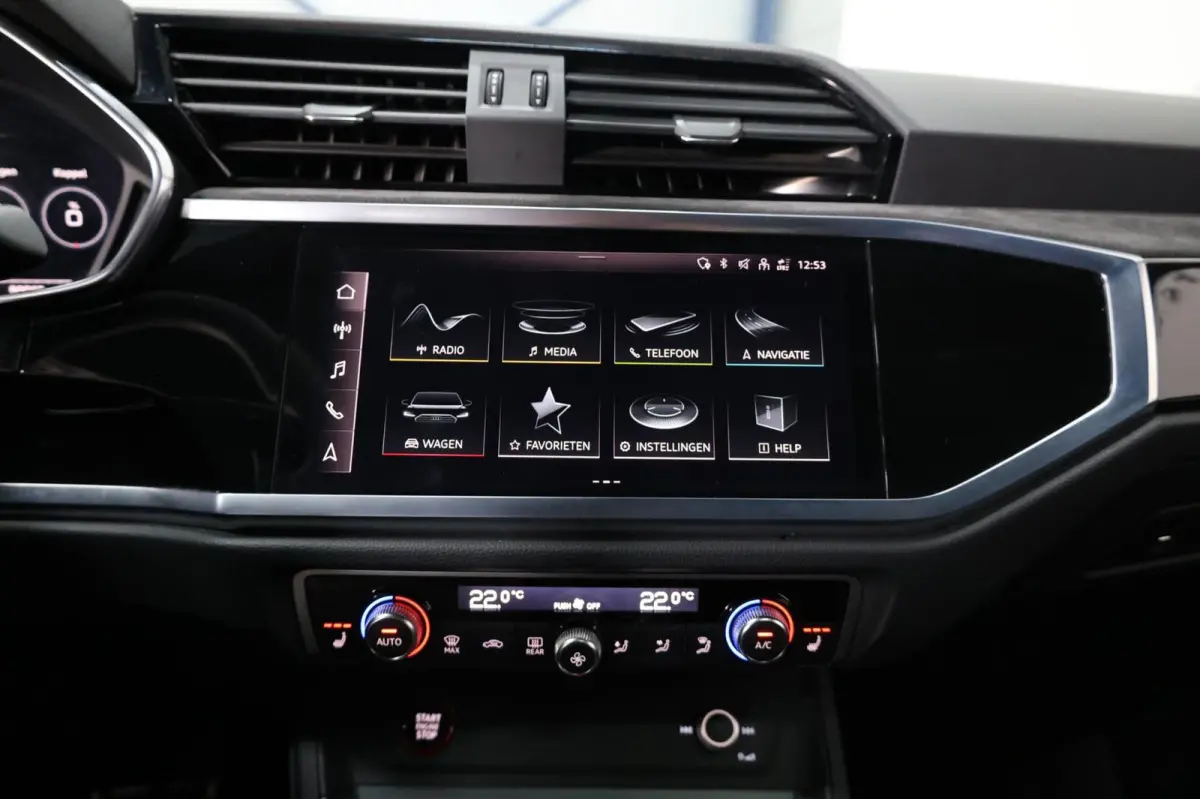 RSQ3 2.5 TFSI Quattro 400PK BTW!/MATRIX/VIRTUAL/PANO/LEER+S.VERWARMING/B&O/21"LMV/360/LINE/ACC/ECC/12 MDN GARANTIE!