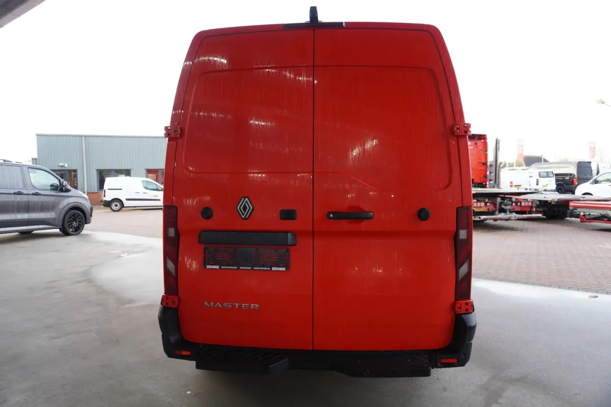 T35 2.0 dCi 170PK L3H2 met COMPLETE WERKPLAATS INRICHTING Nr. V139 | Climate | Cruise | Camera | Apple- Android