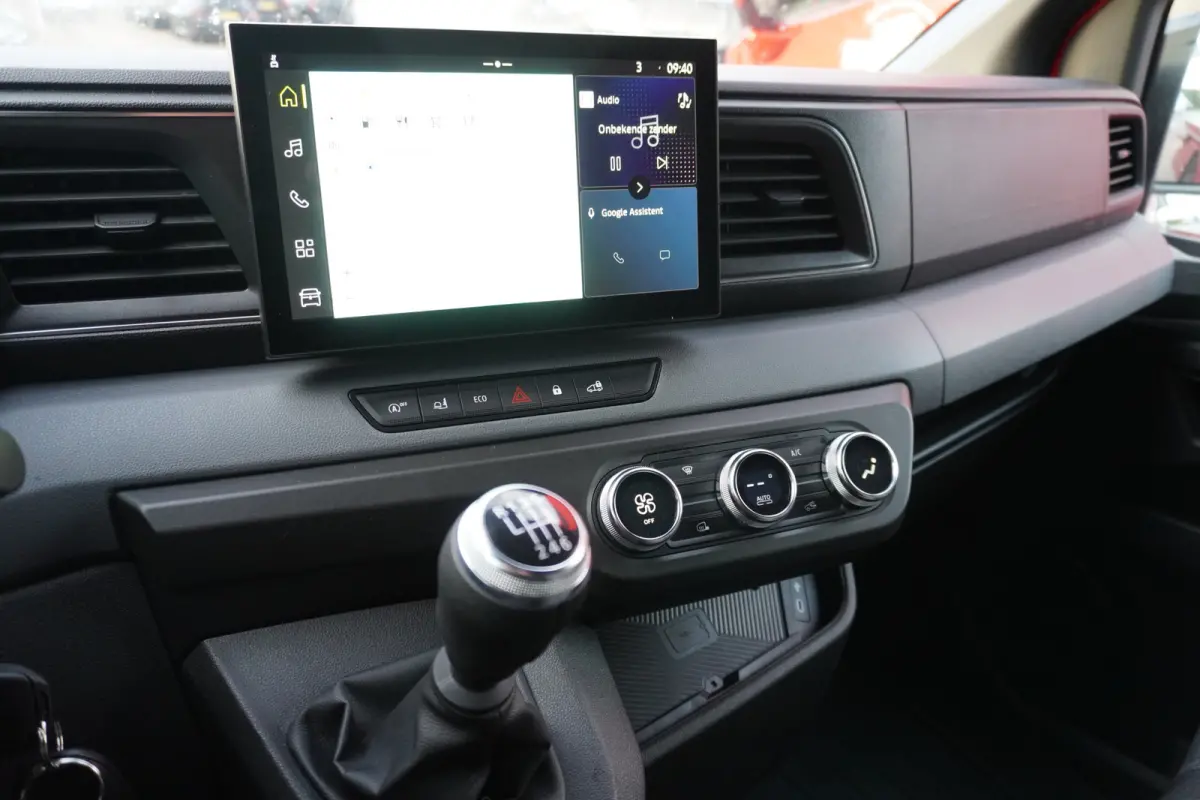T35 2.0 dCi 170PK L3H2 met COMPLETE WERKPLAATS INRICHTING Nr. V139 | Climate | Cruise | Camera | Apple- Android