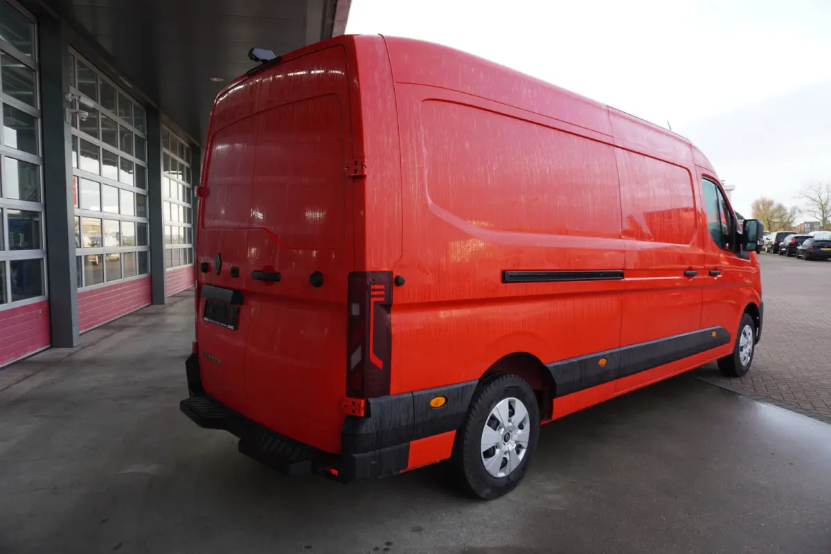 T35 2.0 dCi 170PK L3H2 met COMPLETE WERKPLAATS INRICHTING Nr. V139 | Climate | Cruise | Camera | Apple- Android