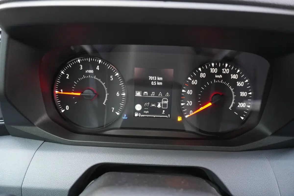 T35 2.0 dCi 170PK L3H2 met COMPLETE WERKPLAATS INRICHTING Nr. V139 | Climate | Cruise | Camera | Apple- Android