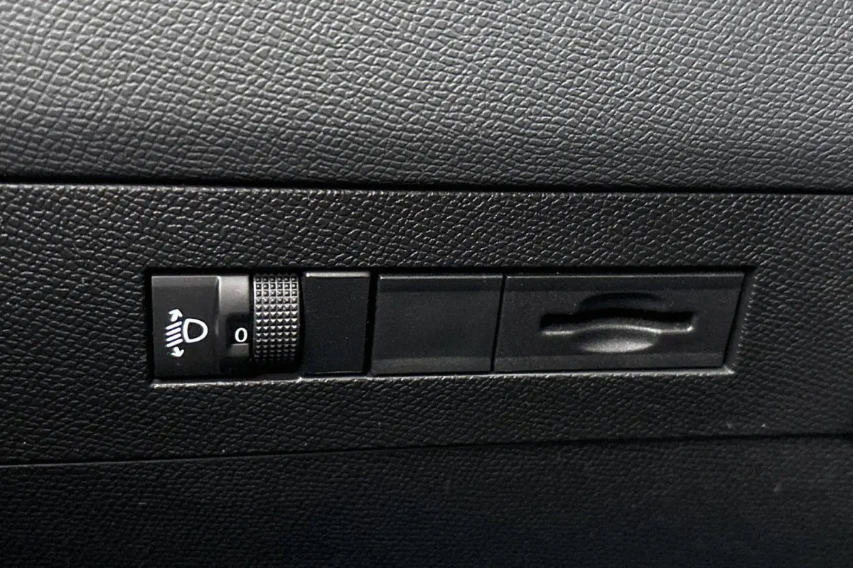 1.2 Edition / Camera / Apple CarPlay / Sensoren