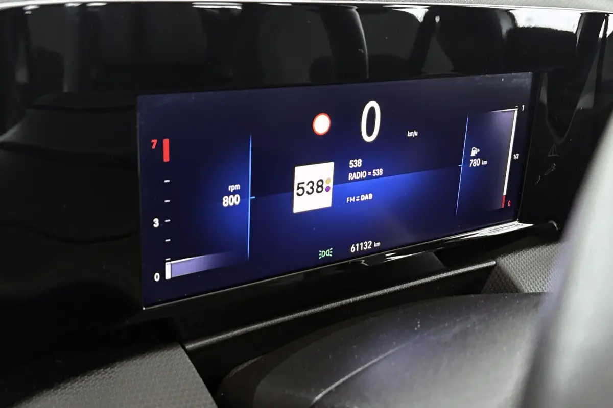 1.2 Edition / Camera / Apple CarPlay / Sensoren