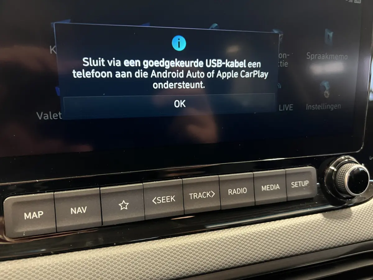 1.6 GDI HEV | Android Auto/Apple Carplay | LM Velgen 16" | Cruise Control Adaptief | Achteruitrijcamera | Airco | DAB | Onderhoud compleet |