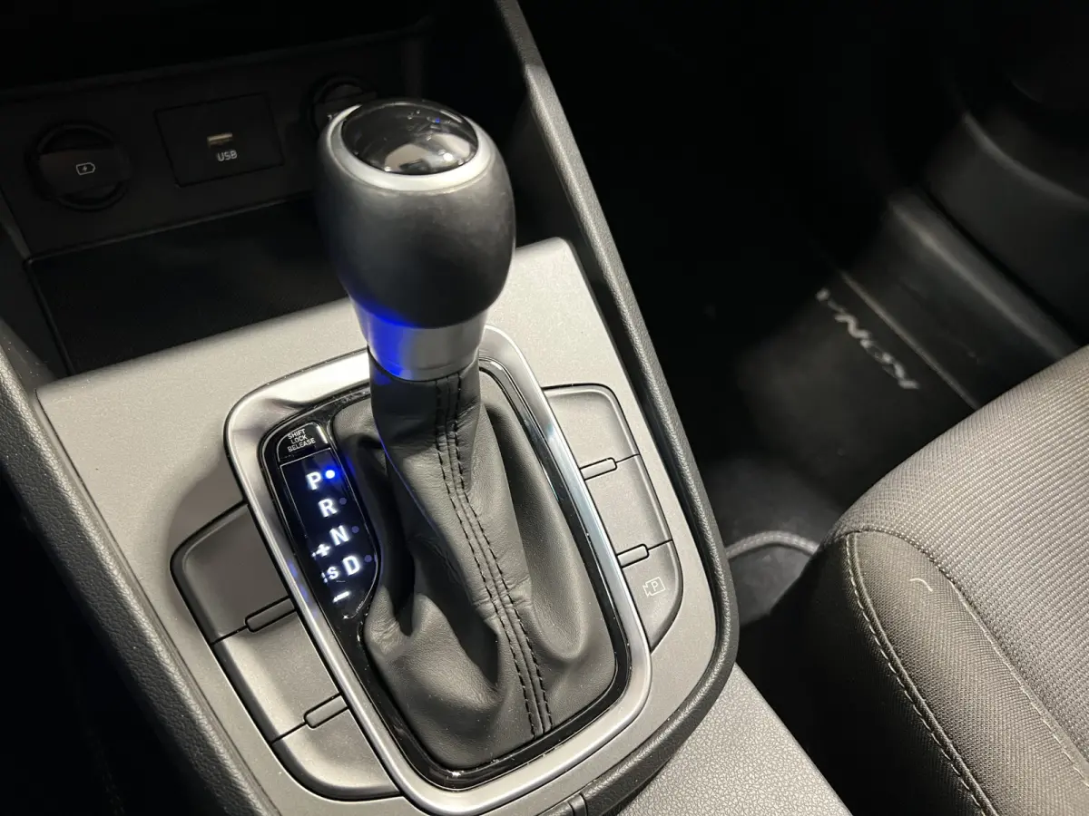 1.6 GDI HEV | Android Auto/Apple Carplay | LM Velgen 16" | Cruise Control Adaptief | Achteruitrijcamera | Airco | DAB | Onderhoud compleet |