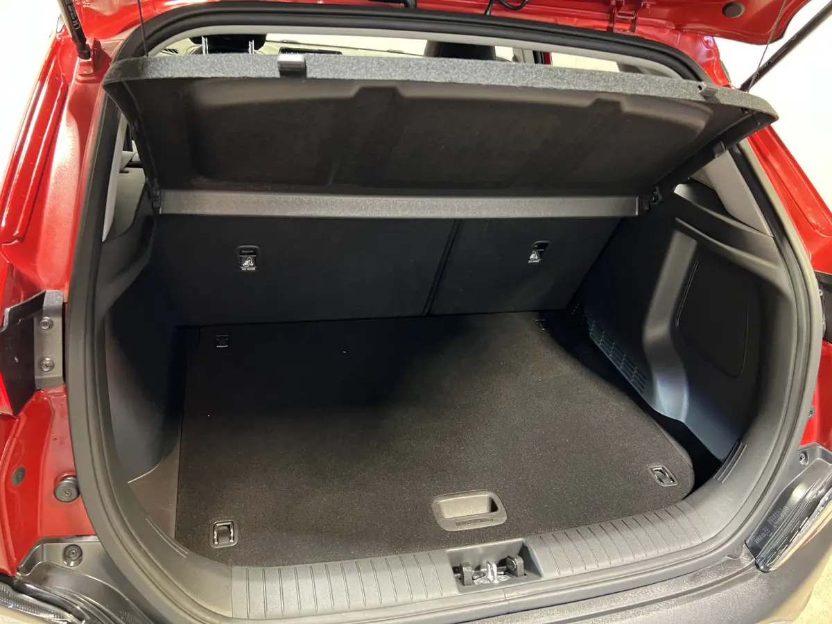 1.6 GDI HEV | Android Auto/Apple Carplay | LM Velgen 16" | Cruise Control Adaptief | Achteruitrijcamera | Airco | DAB | Onderhoud compleet |