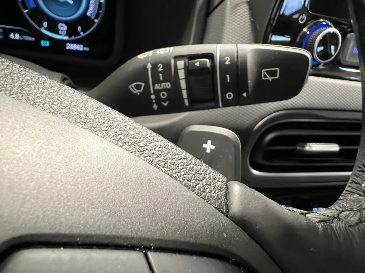 1.6 GDI HEV | Android Auto/Apple Carplay | LM Velgen 16" | Cruise Control Adaptief | Achteruitrijcamera | Airco | DAB | Onderhoud compleet |
