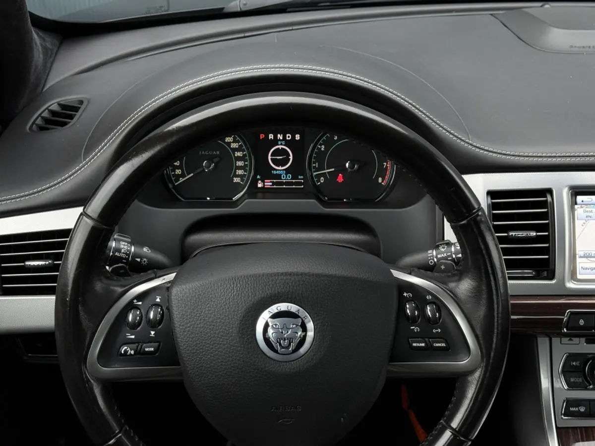5.0 V8 385PK Portfolio Nieuw Model - Leder - Alcantara Hemel