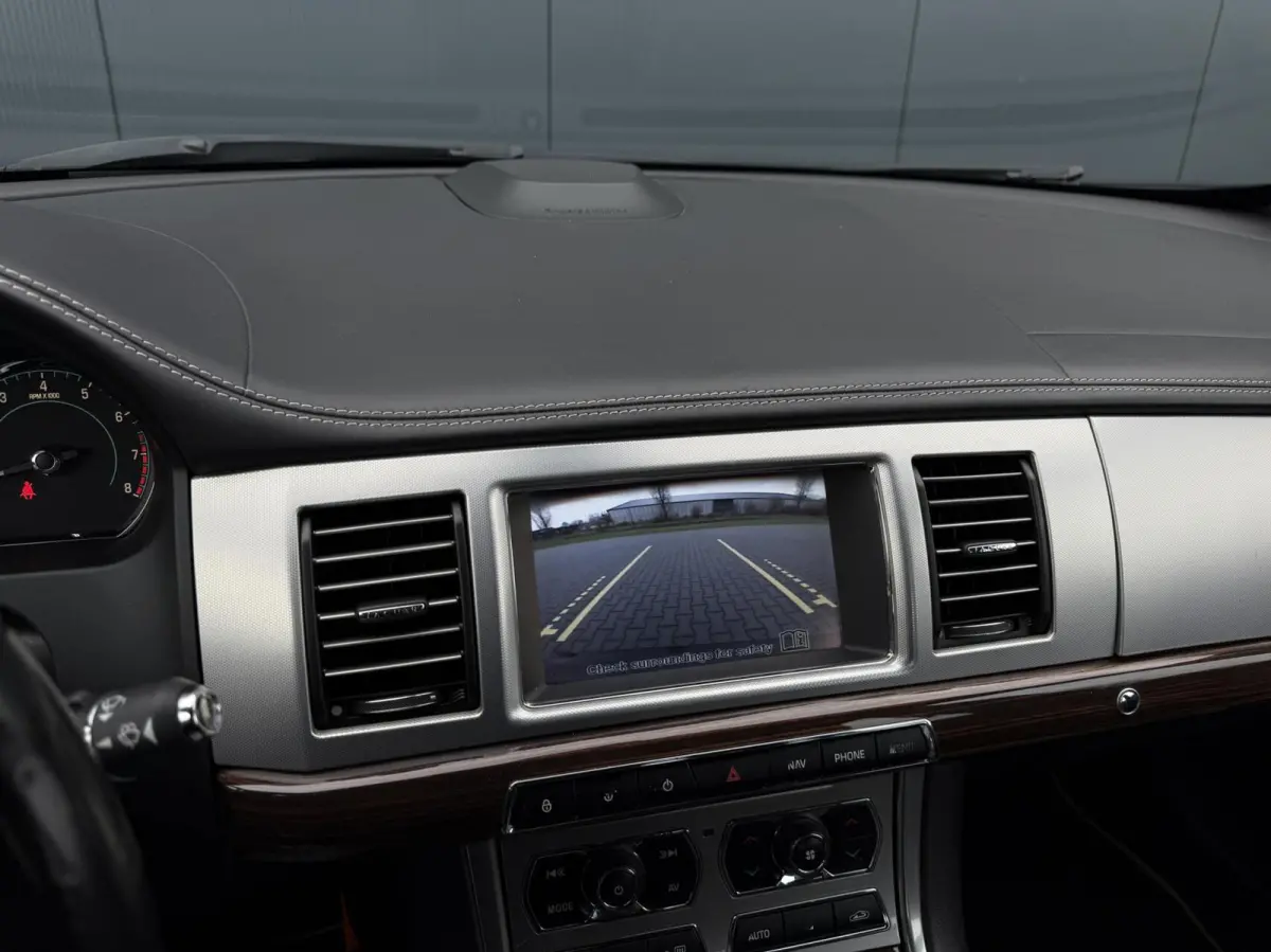 5.0 V8 385PK Portfolio Nieuw Model - Leder - Alcantara Hemel