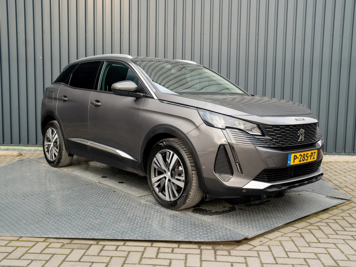 1.2 PureTech Allure | Trekhaak | Elk. A-klep | Stoelverw. | Camera | Prijs Rijklaar!!