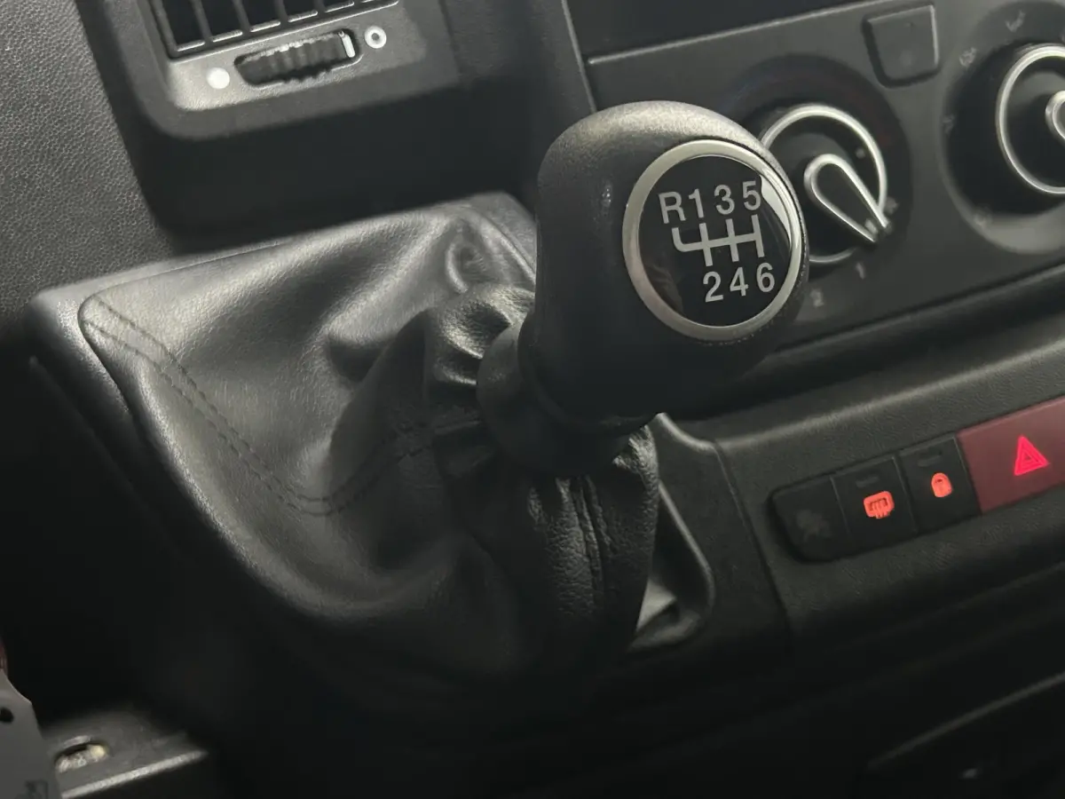 2.2 BlueHDi 165 pk L4H2 Navi, Camera Airco, Cruise Control, PDC achter, 3-Zits
