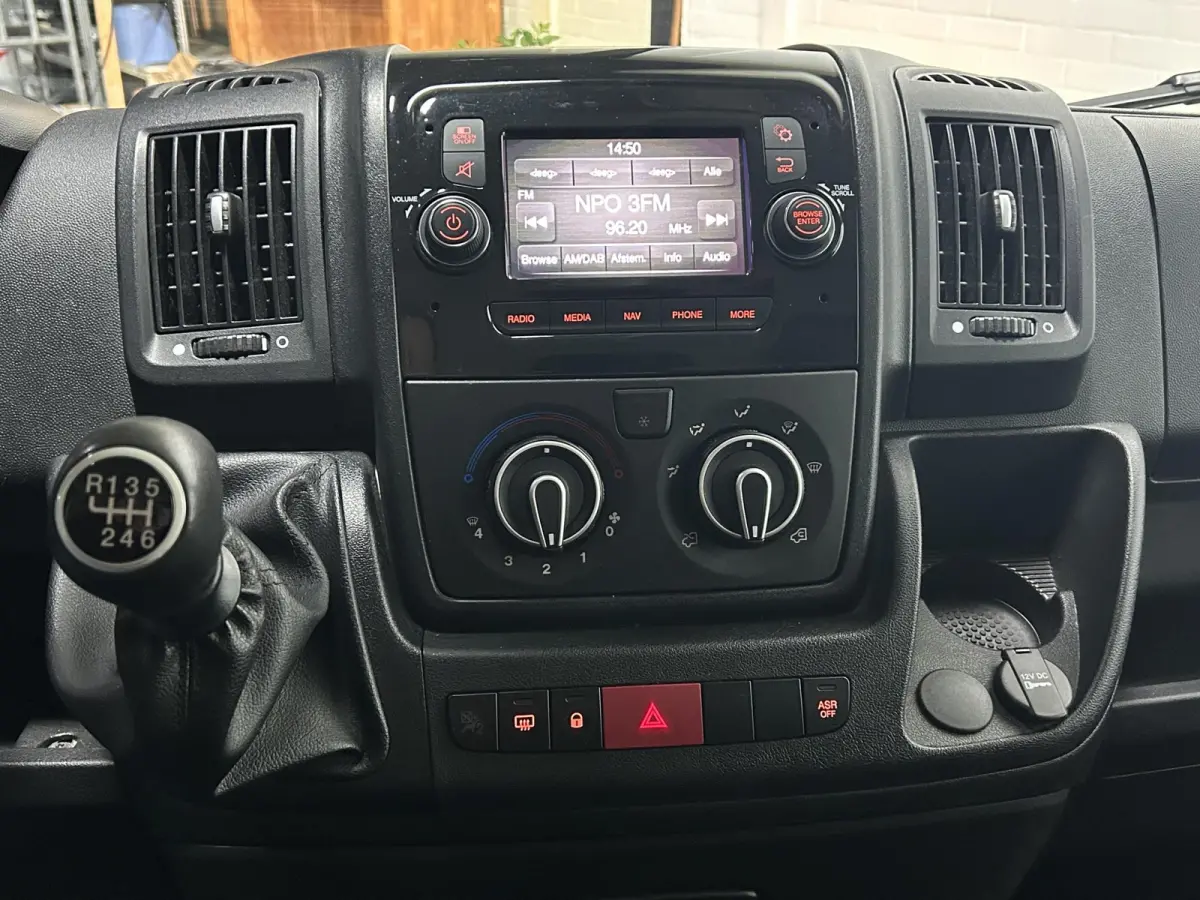2.2 BlueHDi 165 pk L4H2 Navi, Camera Airco, Cruise Control, PDC achter, 3-Zits