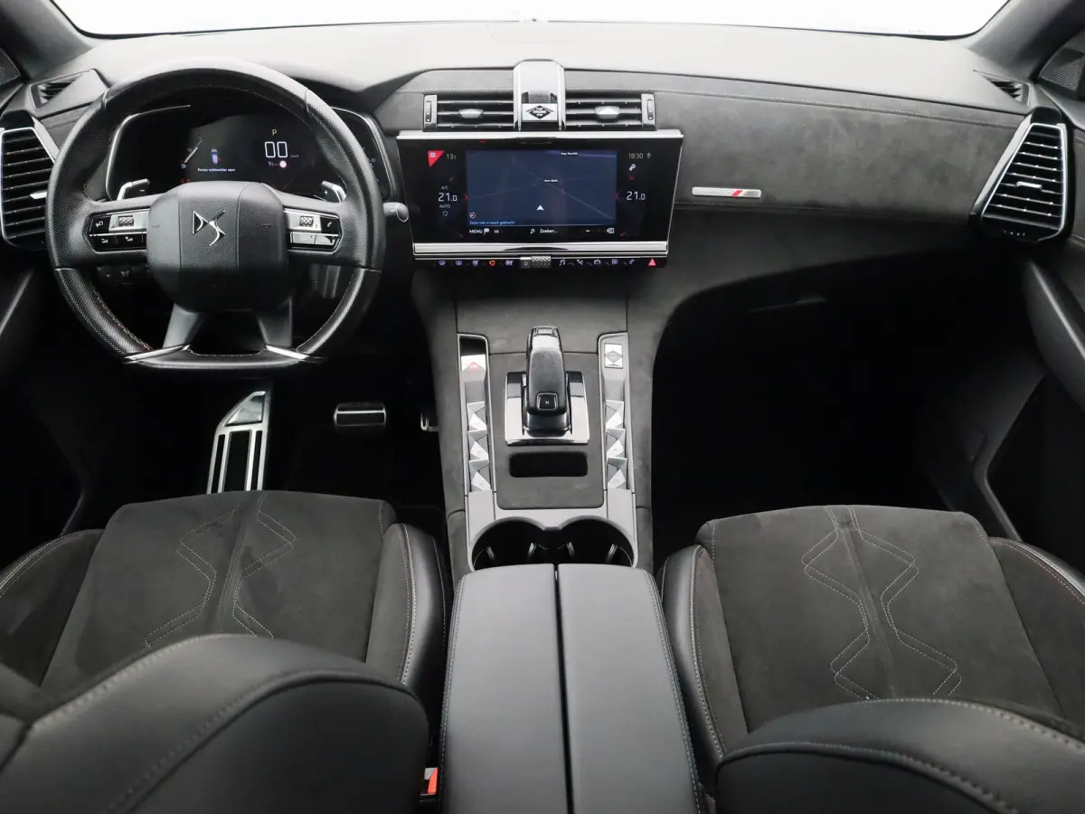 1.2 PureTech 130 PK Automaat Performance Line | CAMERA | CARPLAY